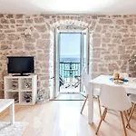 Апартаменты Seaside Бол